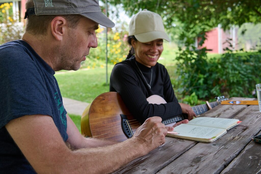 Toronto Songwriting School, Murray Foster